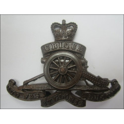 Royal Artillery Officers Cap Badge. Queens Crown