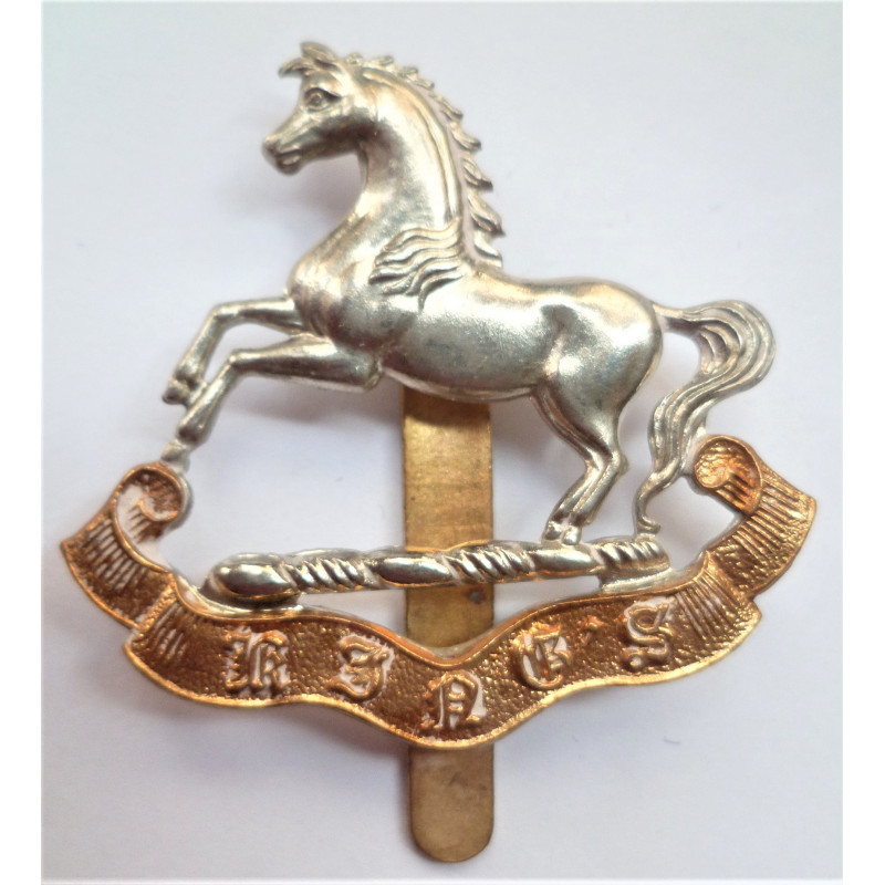 WW2 The king's Regiment Cap Badge