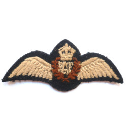 WW2 RAF Foreign Nationality Cloth Shoulder Miniature Pilot Wing