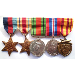 WW2 Medal group Africa Star and Dunkirk Medal