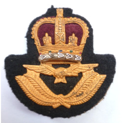 Royal Air Force RAF Warrant Officers Cap Badge Queens Crown