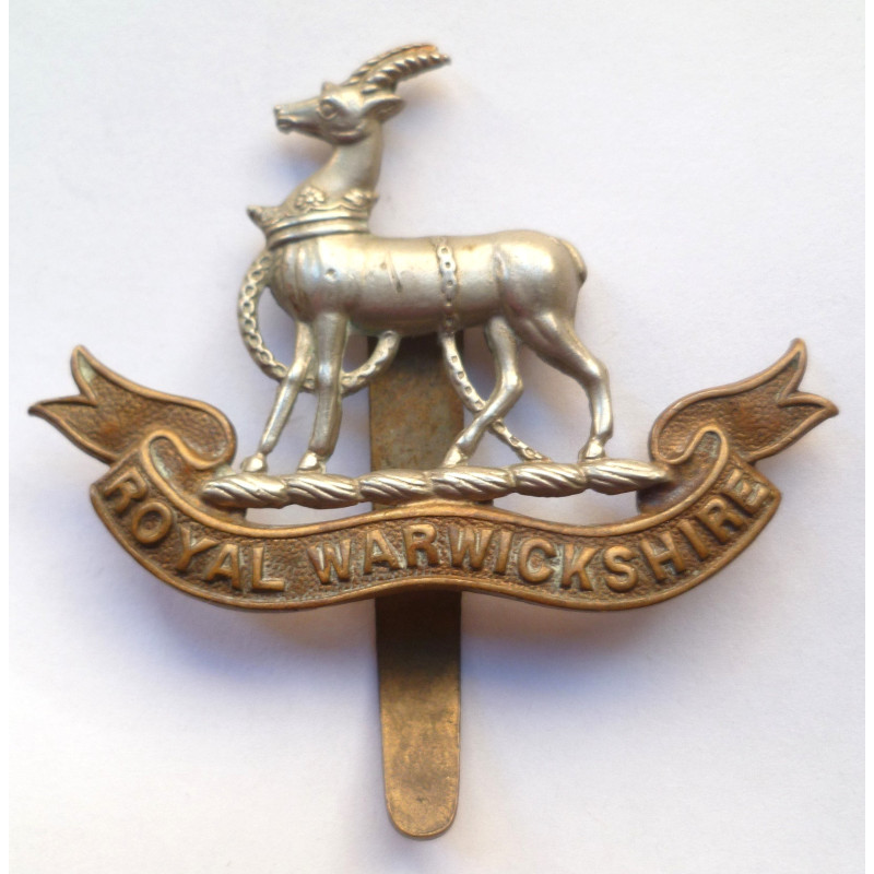 The Royal Warwickshire Regiment Cap Badge WW2