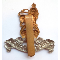 WW2 Royal Army Pay Corps Cap Badge RAPC