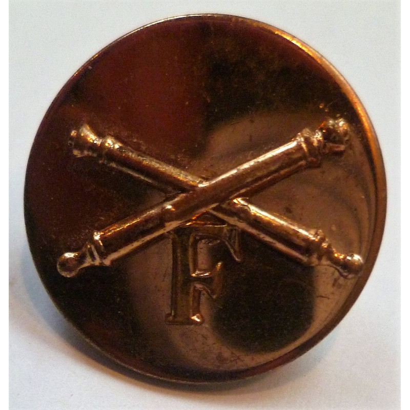 WW2 United States Artillery F Company Collar Disc
