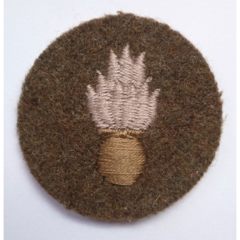 Canadian - Field Engineers Cloth Badge Queens crown Commonwealth
