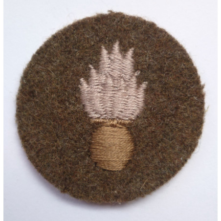 Canadian - Field Engineers Cloth Badge Queens crown Commonwealth
