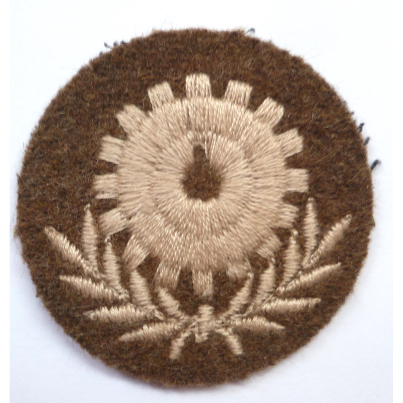 Canadian Army Machinery & Metal Worker Cloth Trade Badge
