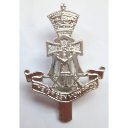 Green Howards Anodised Staybrite Cap Badge Queens Crown