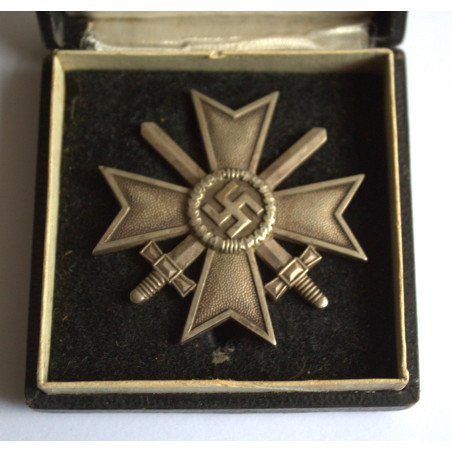 WW2 German War Merit Cross 1st Class with Swords Cased L/10