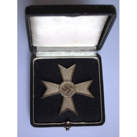 WW2 German War Merit Cross 1st Class without Swords Cased WW2 German War Merit Cross 1st Class without Swords Cased