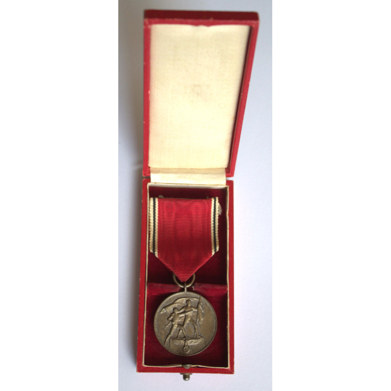 German Anschluss Medal and Case