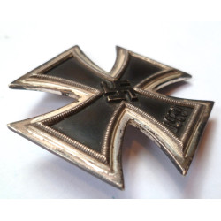 German WW2 Iron Cross 1st Class Maker L55