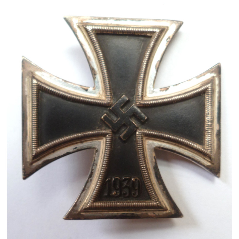 German WW2 Iron Cross 1st Class Maker L55