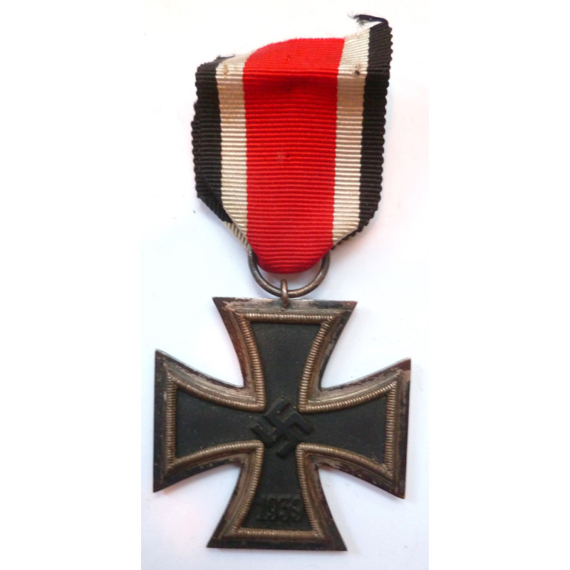 WWII German Iron Cross 2nd Class Non Maker Marked