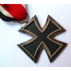 WWII German Iron Cross 2nd Class Non Maker Marked