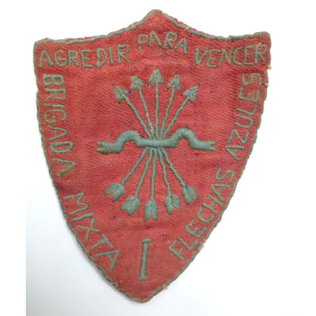 Spanish Civil War Blue Arrow Badge - Spain Spanish Civil War Blue Arrow Badge - Spain