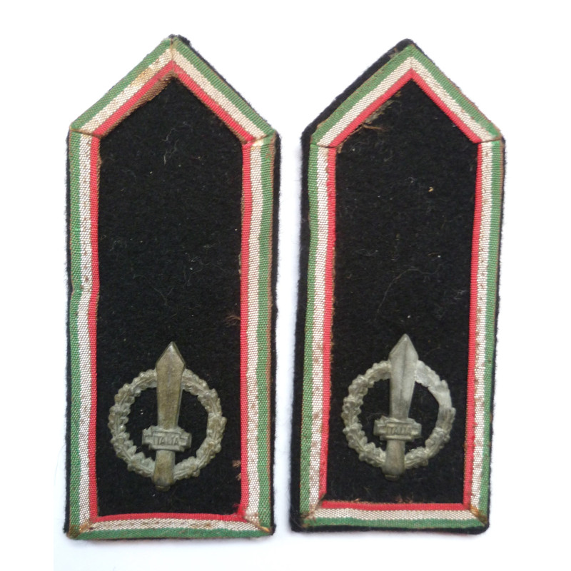 Italian RSI (Repubblica Sociale Italiana) Collar Tabs