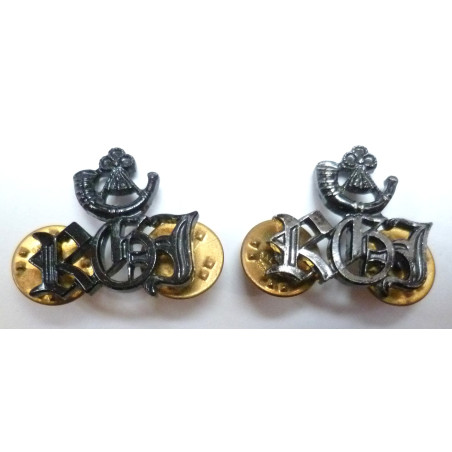Pair Royal Green Jackets Shoulder Titles