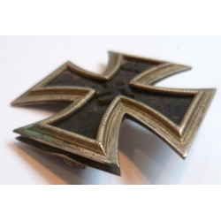 WW2 German Iron Cross 1st Class Maker L/13