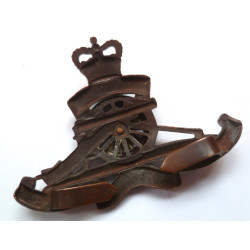 Royal Artillery Officers Bronze Cap Badge Queen's Crown British
