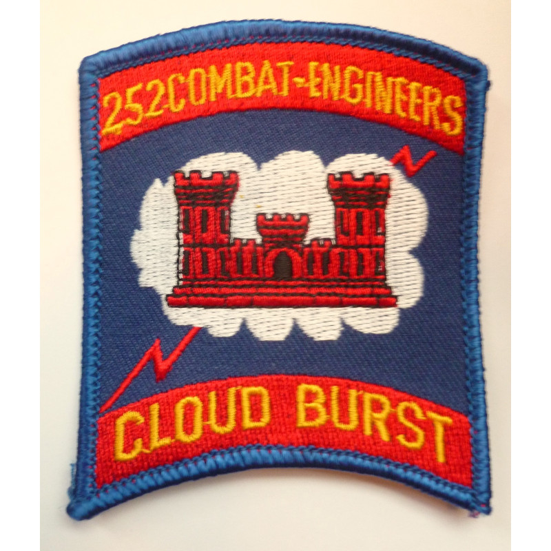 US Army 252nd Combat Engineer Battalion Cloth Patch/Badge