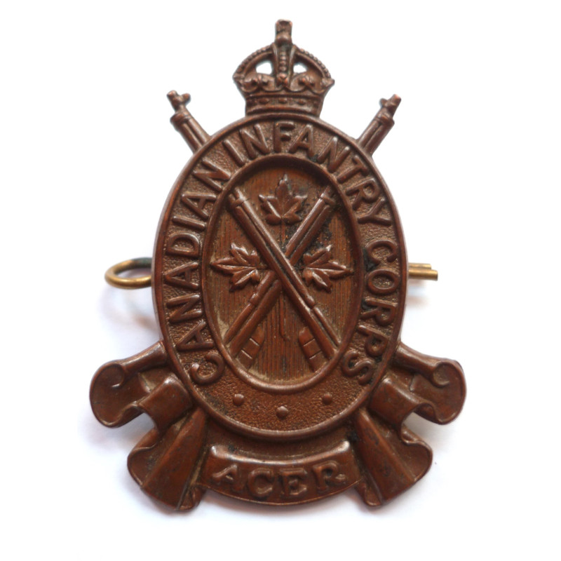WW2 Canadian Infantry Corps Cap Badge