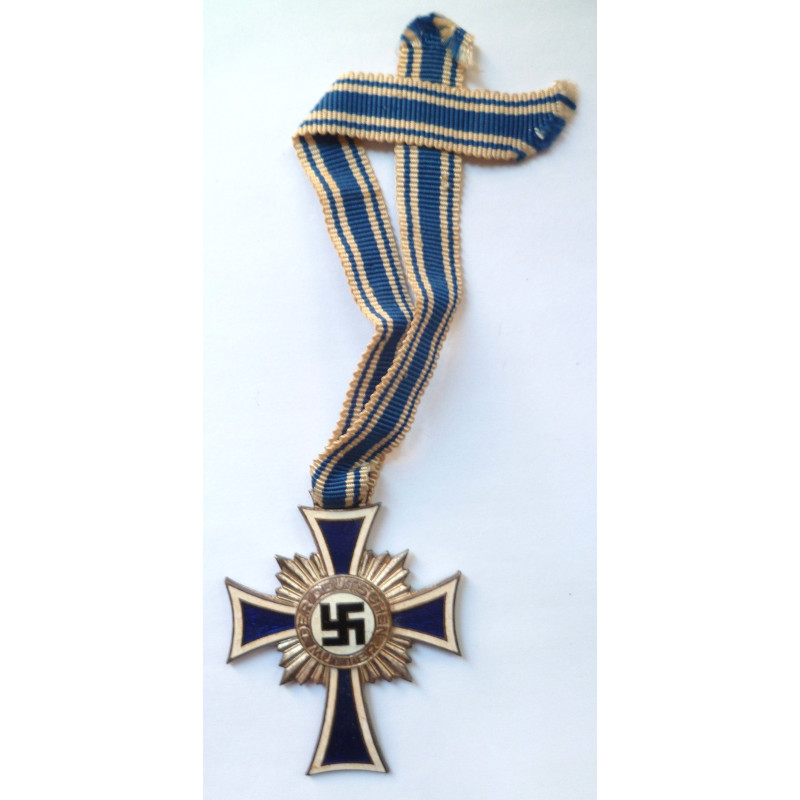WW2 German Silver Grade Mothers Cross