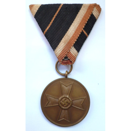 War Merit Medal with Austrian Mount