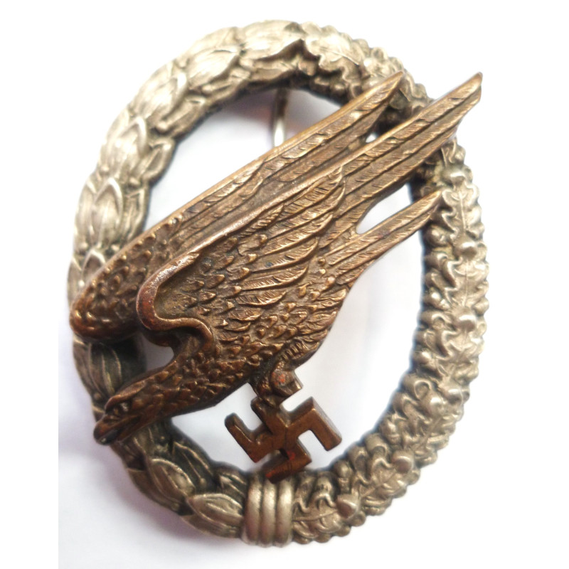 WW2 German Luftwaffe Paratrooper Badge C.E.Junker