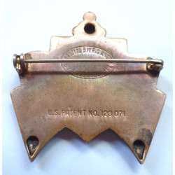 BWRS Bundles For Britain Official American War Workers Pin Badge