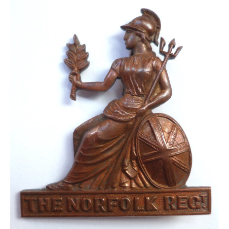 The Norfolk Regiment Offices Bronze Cap Badge - British Military insignia The Norfolk Regiment Offices Bronze Cap Badge - British Military insignia