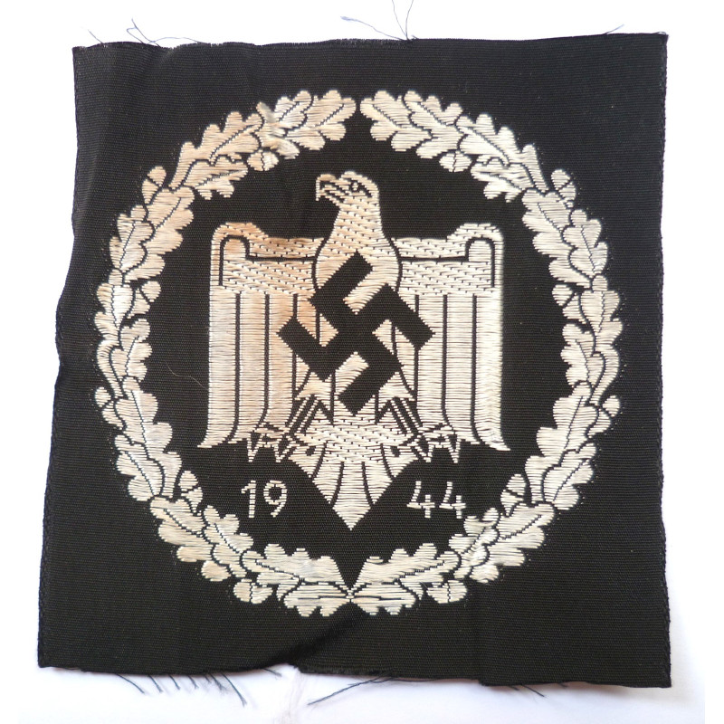 WW2 German NSRL/DRL 1944 Cloth Sports Badge