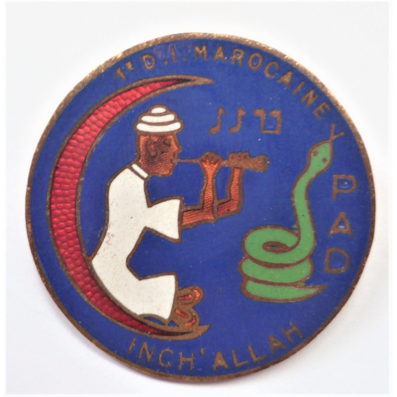 France: Artillery .PAD 1st DIM  Morocco Insignia