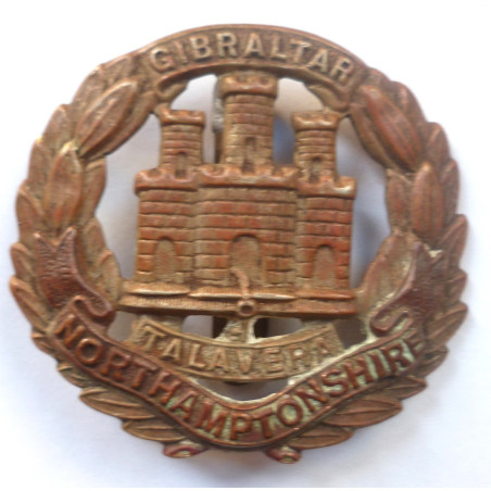 WW2 The Northamptonshire Regiment Cap Badge - British Army Insignia