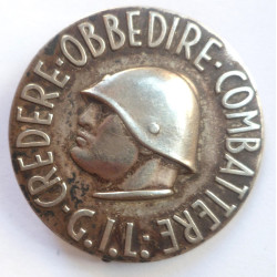 Italian Fascist Youth Gil (Gioventu Italiano Del Littorio) Badge