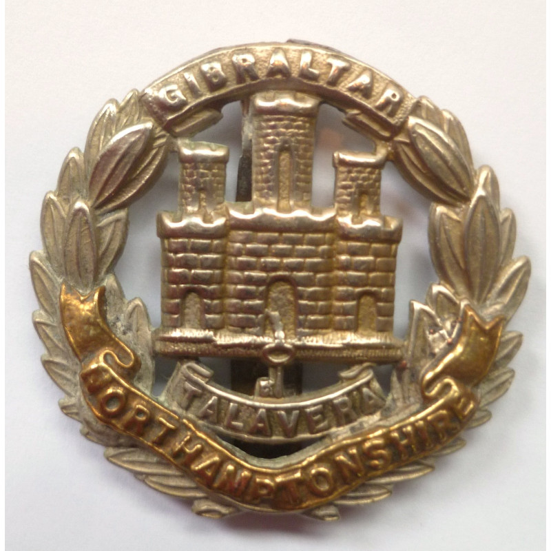 WW2 Northamptonshire Regiment Cap Badge - British Army Insignia