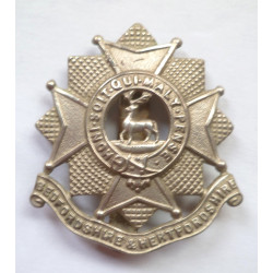WW2 Bedfordshire & Hertfordshire Regiment Cap Badge - British Army Insignia