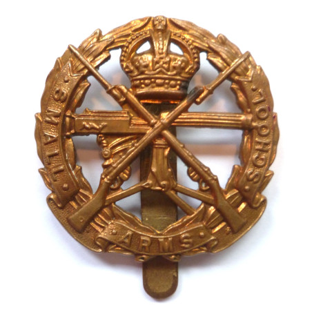 Small Arms School Corps Cap Badge - British Army Insignia