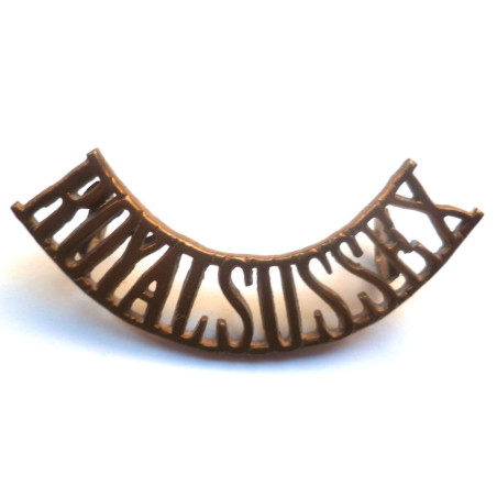 Royal Sussex Regiment Shoulder Title - British Military Insignia