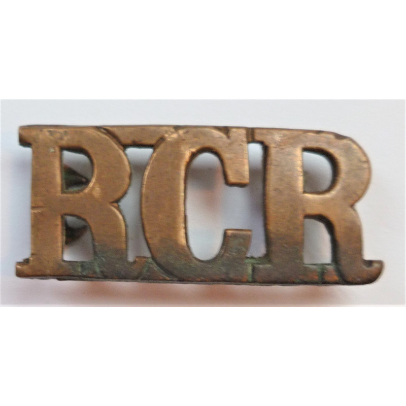 Royal Canadian Regiment Brass Army metal shoulder title RCR