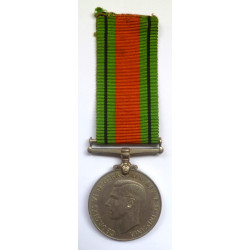 WW2 The Defence Medal - British Military Campaign Insignia