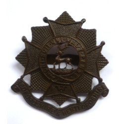 Bedfordshire & Hertfordshire Bronze Officers Cap Badge - British Military Insignia
