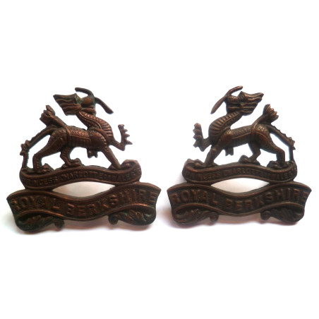 Pair of Royal Berkshire Officers Bronze Collar Badges - British Military Insignia