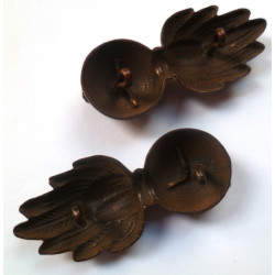 Pair of Royal Welsh Fusiliers Officers Collar Badges/Dogs - British Military Insignia