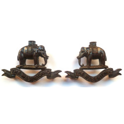 Pair of Duke of Wellington's West Riding Regiment Bronze Collar Dogs/Badges Cap Badge - British Military Insignia