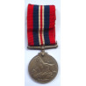 British WW2 1939 -1945 War Medal - British Military Campaign Insignia