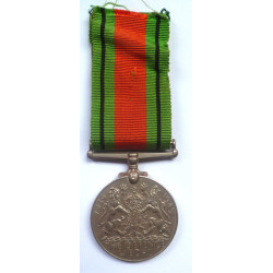 British WW2 The Defence War Medal - British Military Campaign Insignia