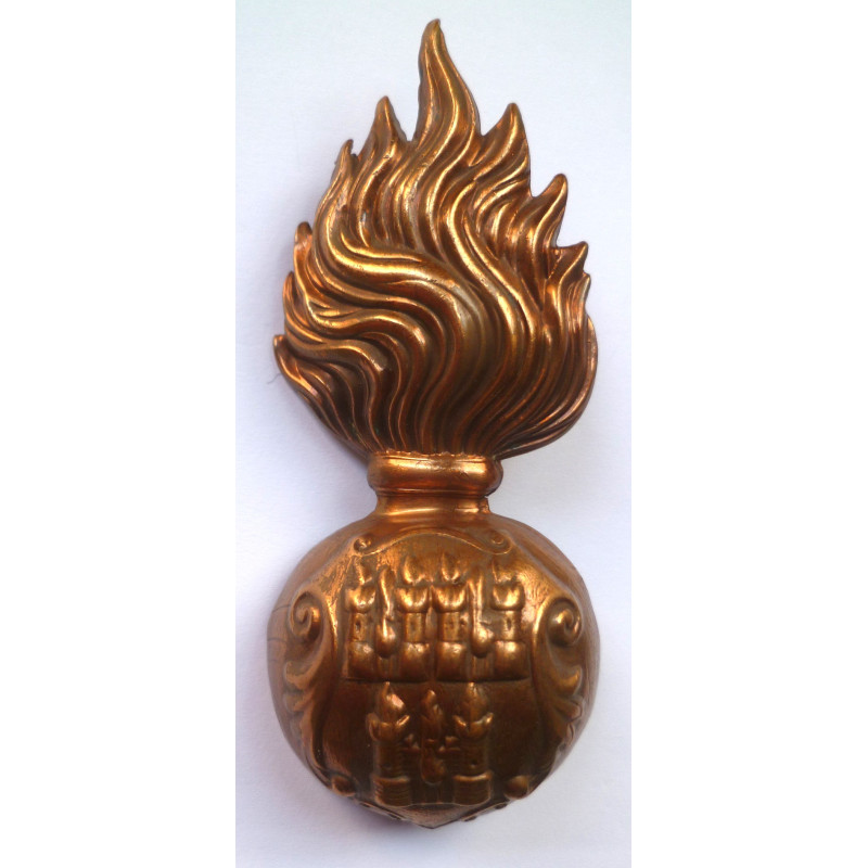 Royal Dublin Fusiliers Fur Cap Grenade/Badge - British Military Insignia