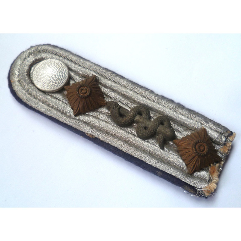 WW2 Luftwaffe - Medical Hauptman's - Shoulder Board - German Third Reich