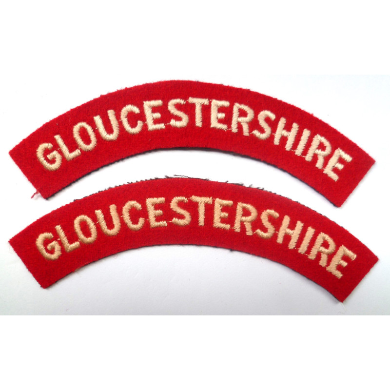 Pair Gloucestershire Regiment Cloth Shoulder Title - British Military Insignia